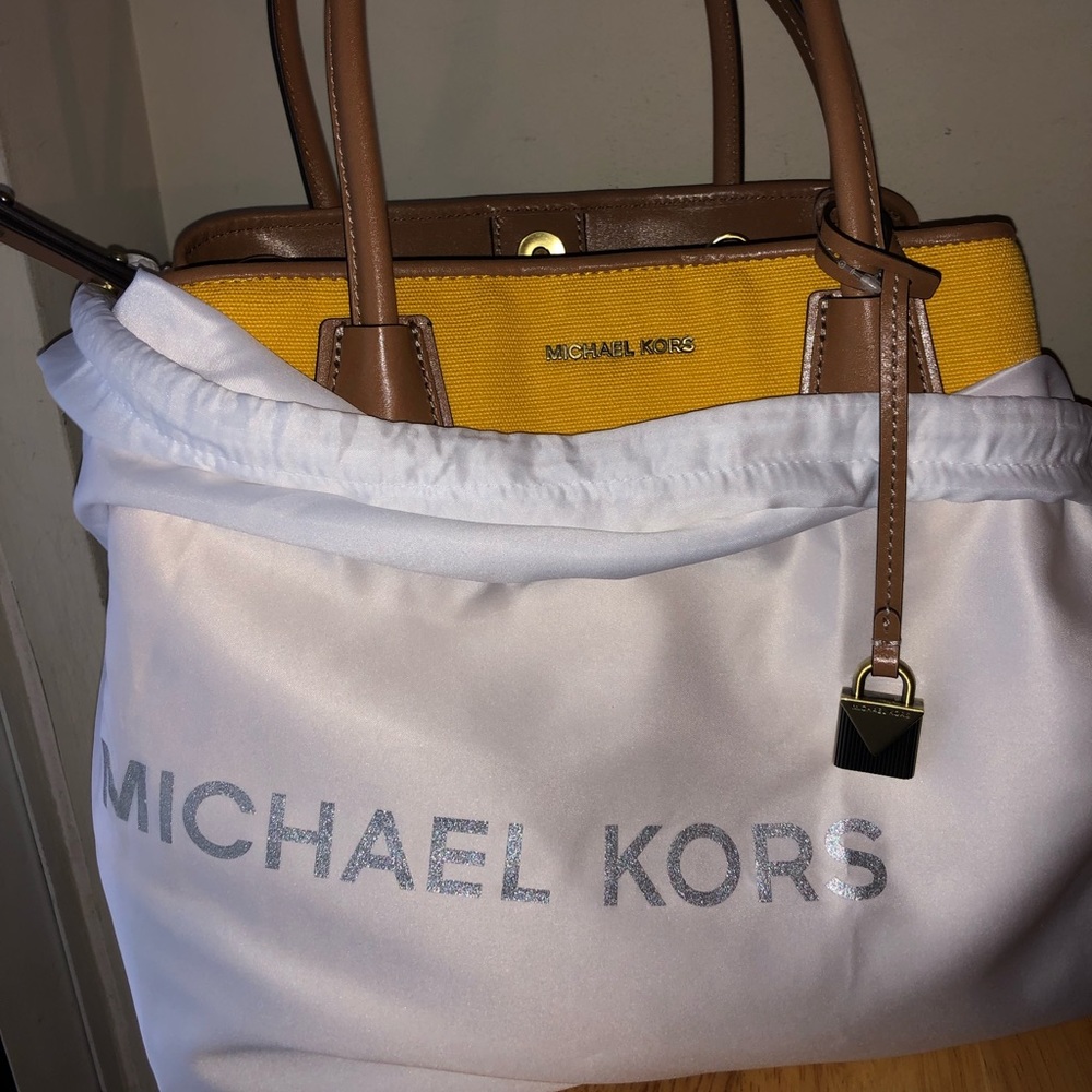Michael Kors Tote - Picture 6 of 6